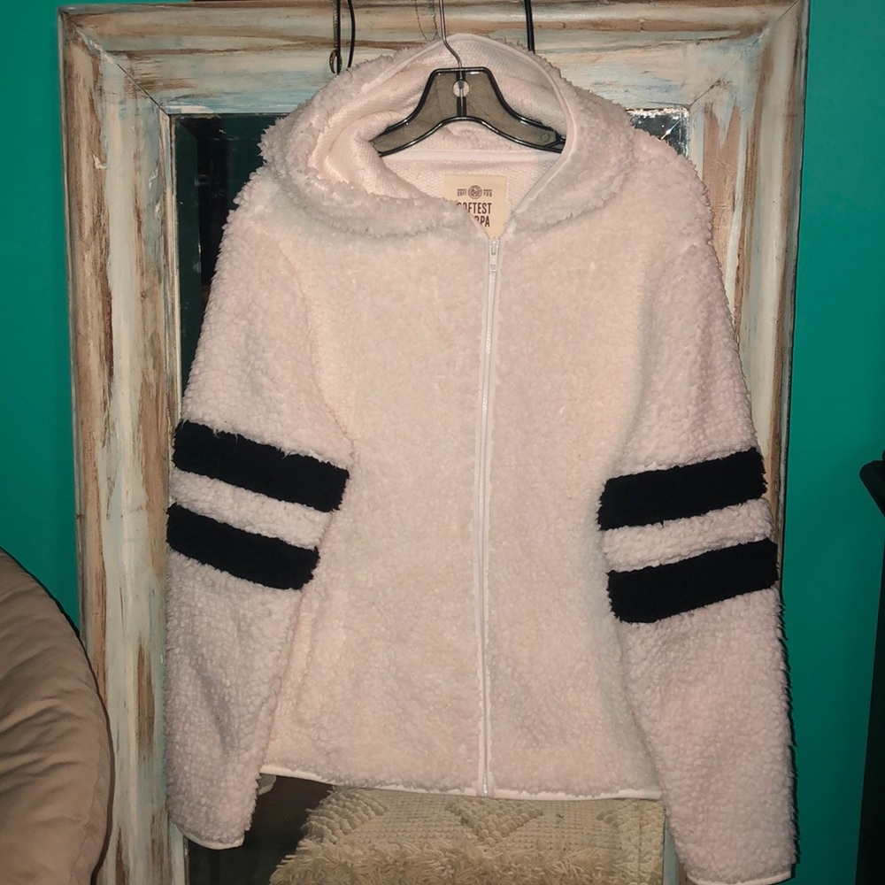 SO Sherpa Faux Sheep Zip Up Hoodie in Coconut